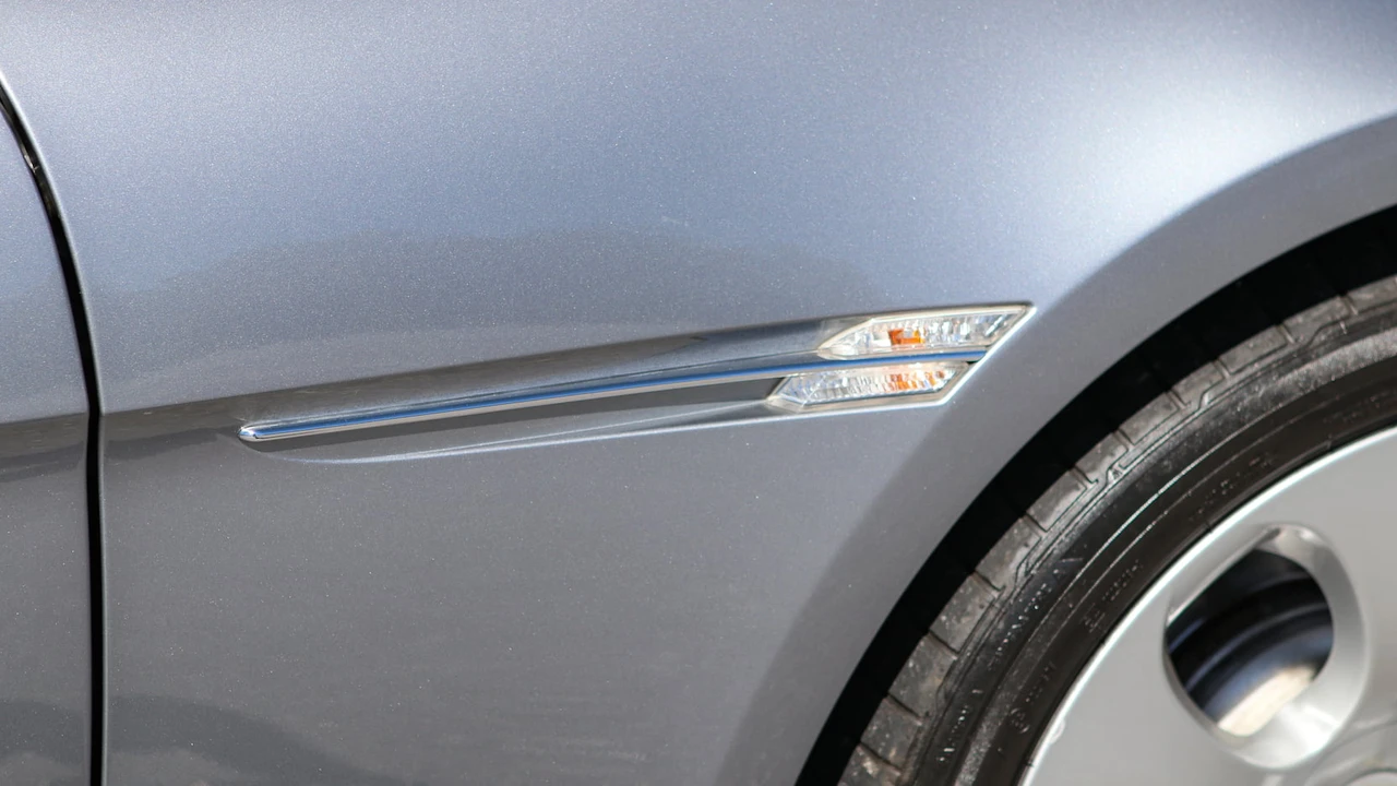 2004 BMW E63/E64 645Ci & 650i - Image 19 of 31