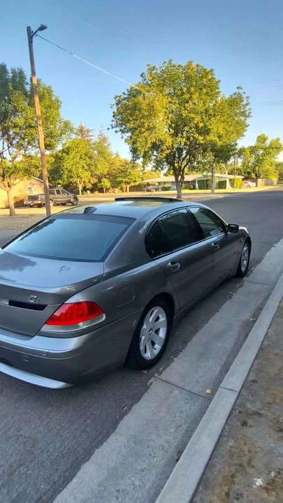 2004 BMW E65/E66 750i & 760i Sedan - Image 4 of 6