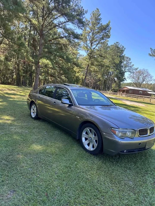 2004 BMW E65/E66 750i & 760i Sedan - Image 8 of 10