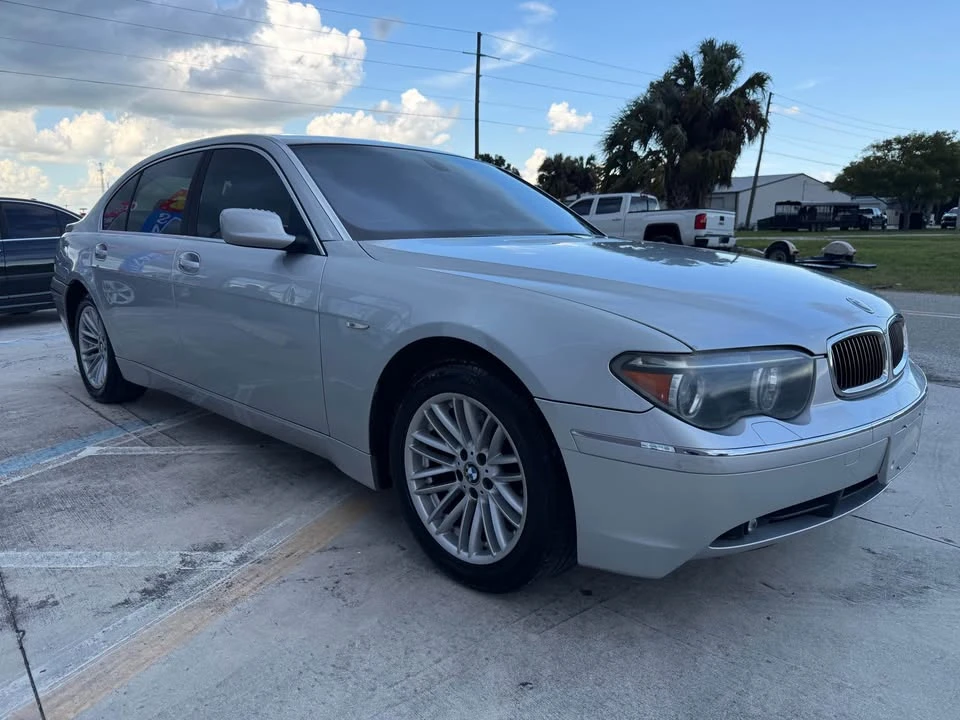 2004 BMW E65/E66 750i & 760i Sedan - Image 7 of 16
