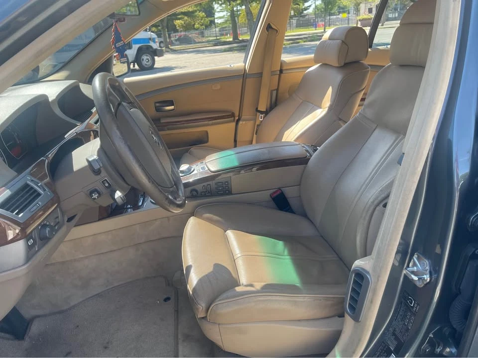 2004 BMW E65/E66 750i & 760i Sedan - Image 3 of 12