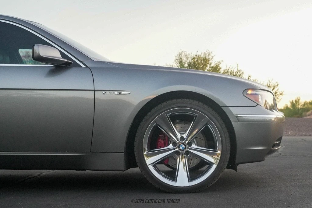 2004 BMW E65/E66 750i & 760i Sedan - Image 11 of 12