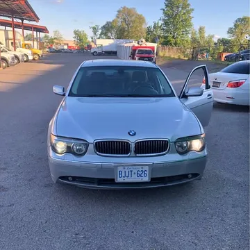 2004 BMW 745i