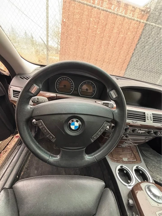 2004 BMW E65/E66 7 Series - Image 9 of 10