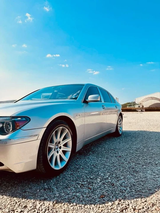 2004 BMW E65/E66 7 Series - Image 3 of 10