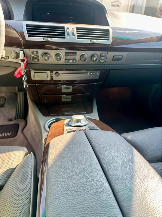 2004 BMW E65/E66 7 Series - Image 7 of 10