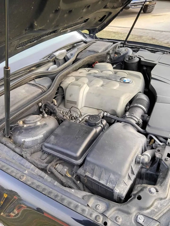 2004 BMW E65/E66 7 Series - Image 9 of 19