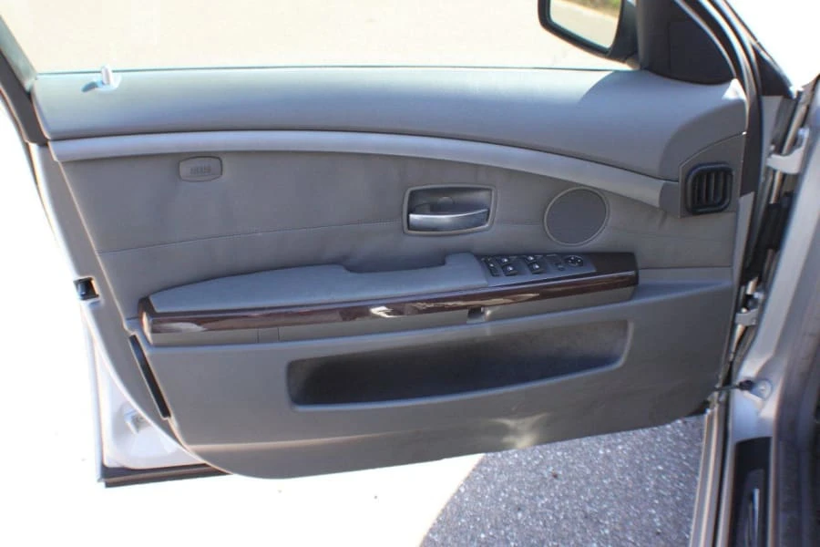 2004 BMW E65/E66 7 Series - Image 4 of 9