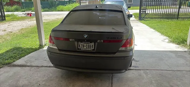 2004 BMW 745Li