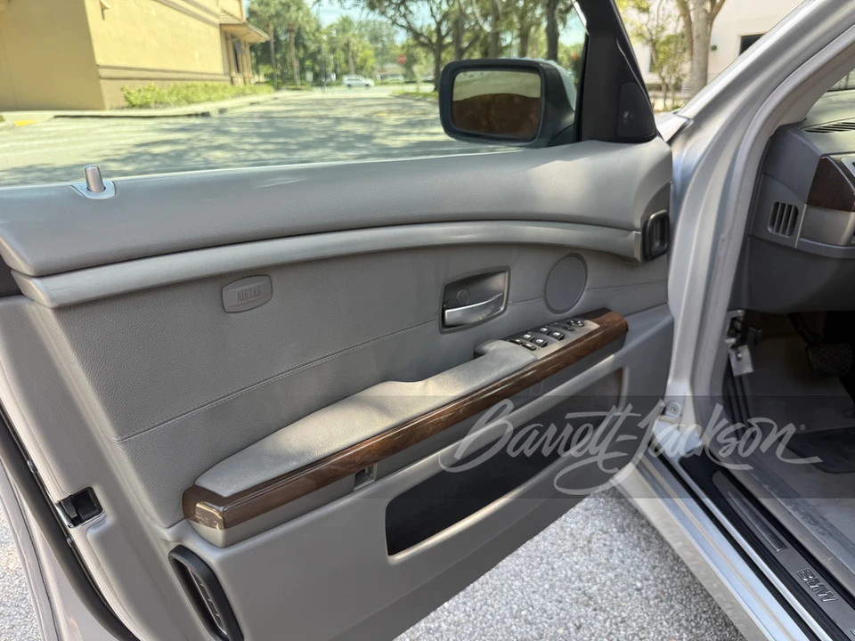 2004 BMW E65/E66 7 Series - Image 10 of 27