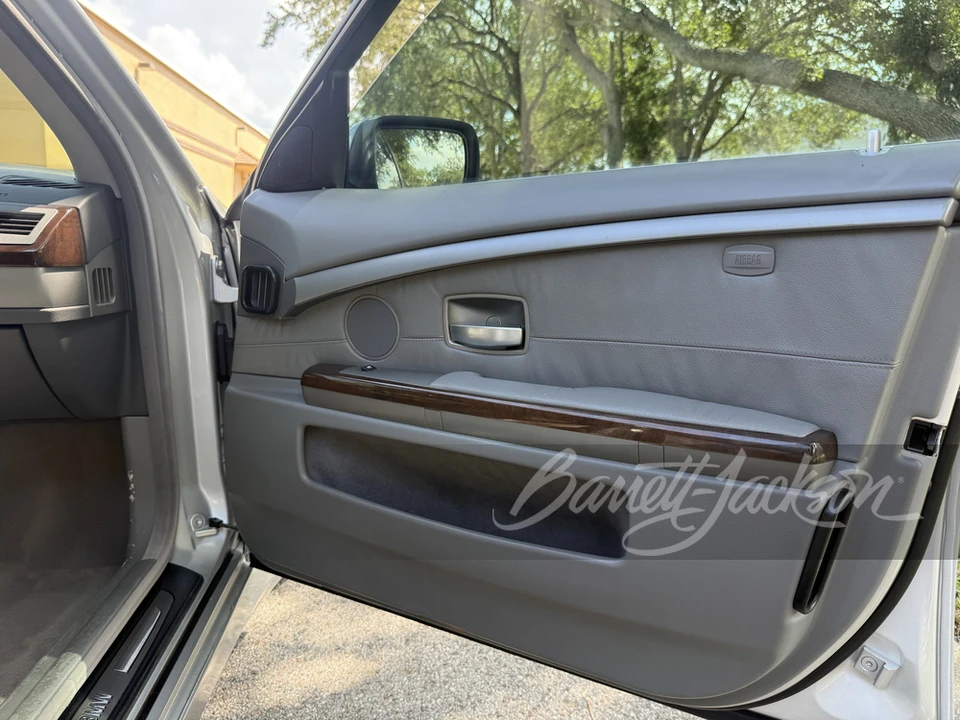 2004 BMW E65/E66 7 Series - Image 9 of 27