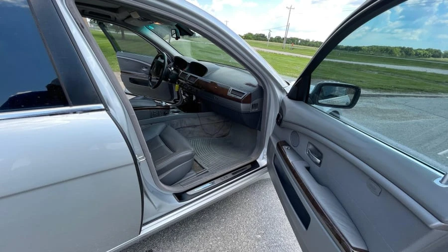 2004 BMW E65/E66 7 Series - Image 3 of 12