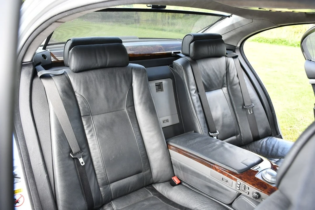 2004 BMW E65/E66 750i & 760i Sedan - Image 11 of 30