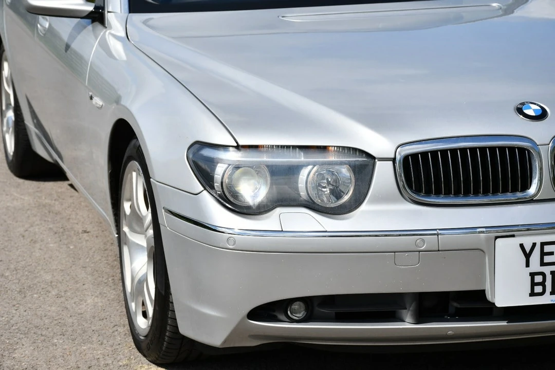 2004 BMW E65/E66 750i & 760i Sedan - Image 13 of 31