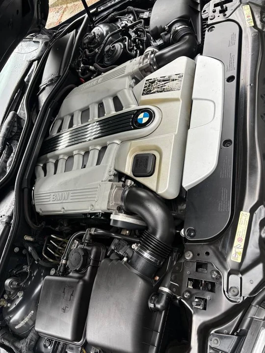 2004 BMW E65/E66 750i & 760i Sedan - Image 2 of 22