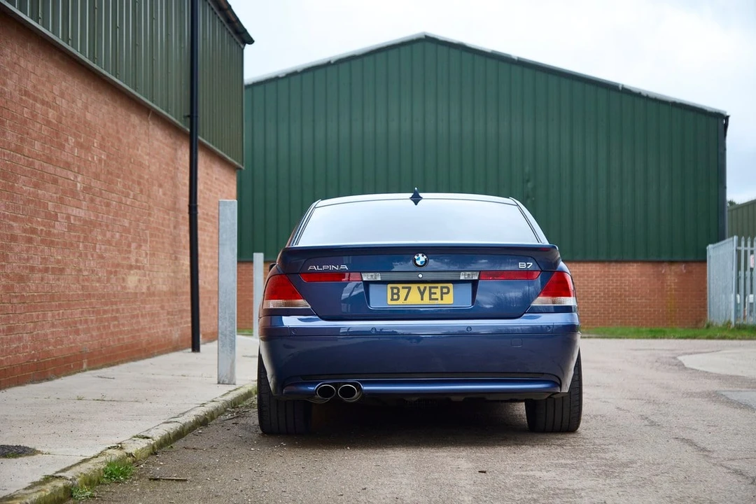 2004 BMW Alpina B7 - Image 7 of 30