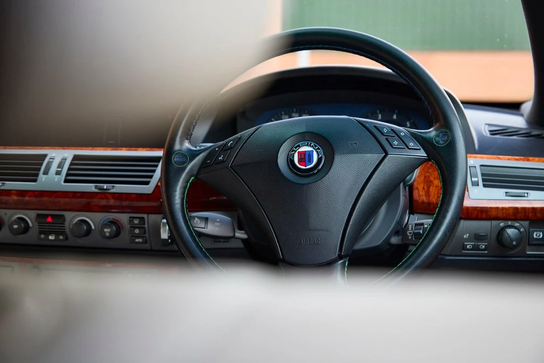 2004 BMW Alpina B7 - Image 16 of 30