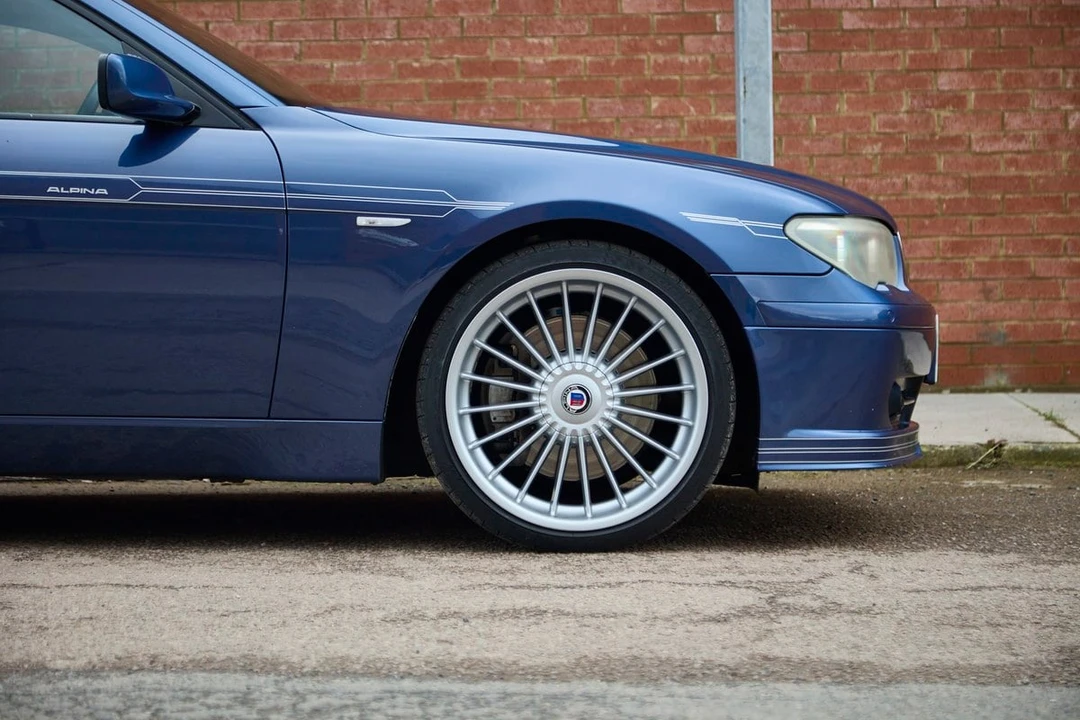 2004 BMW Alpina B7 - Image 13 of 30