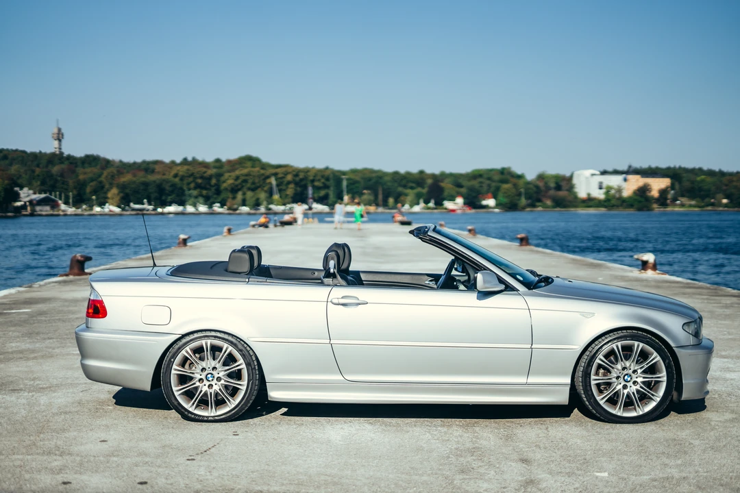 2004 BMW E46 330i & 330Ci - Image 7 of 31
