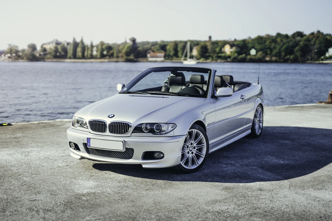 2004 BMW E46 330i & 330Ci - Image 2 of 31