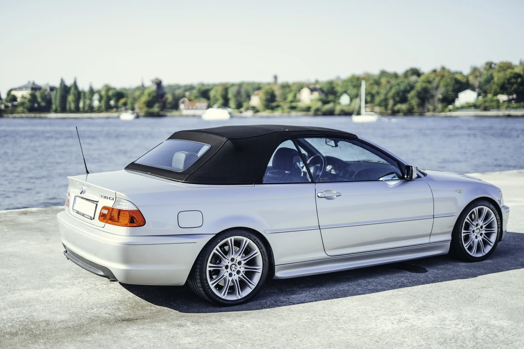 2004 BMW E46 330i & 330Ci - Image 8 of 31