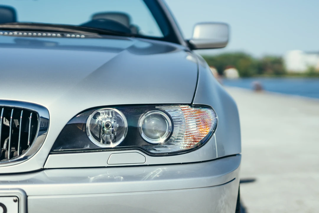 2004 BMW E46 330i & 330Ci - Image 14 of 31