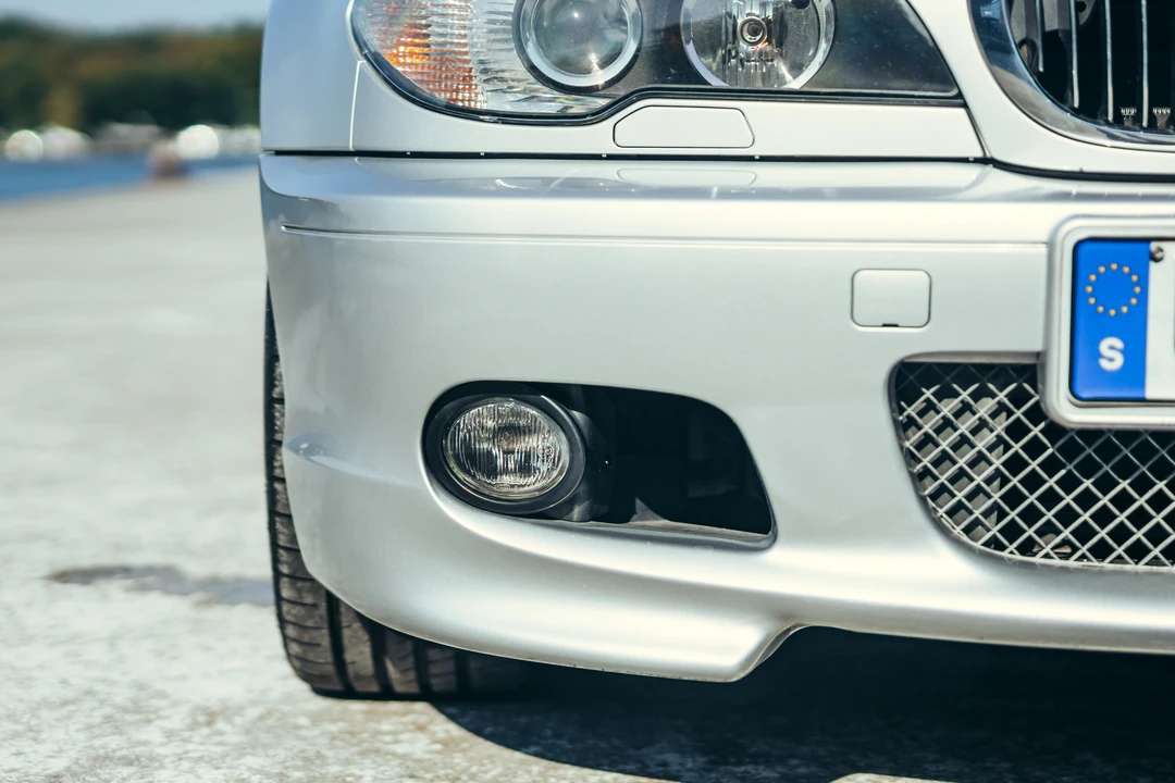 2004 BMW E46 330i & 330Ci - Image 16 of 31
