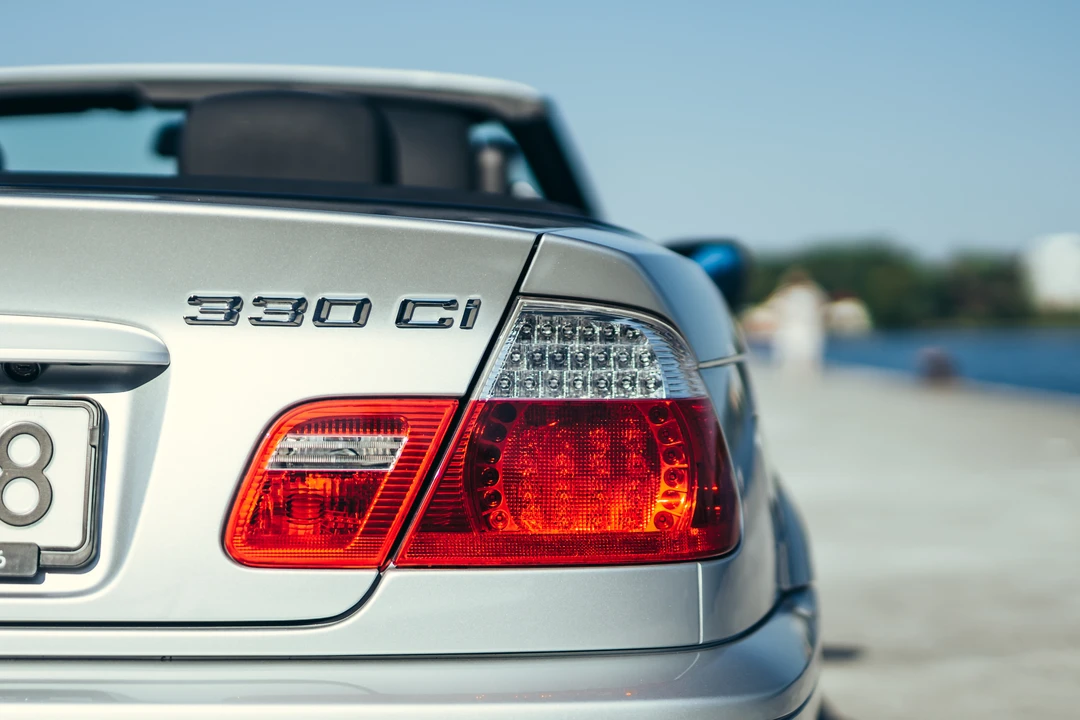 2004 BMW E46 330i & 330Ci - Image 24 of 31
