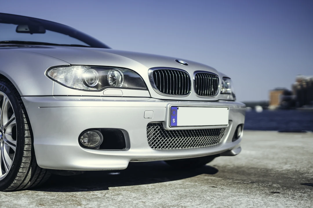 2004 BMW E46 330i & 330Ci - Image 20 of 31