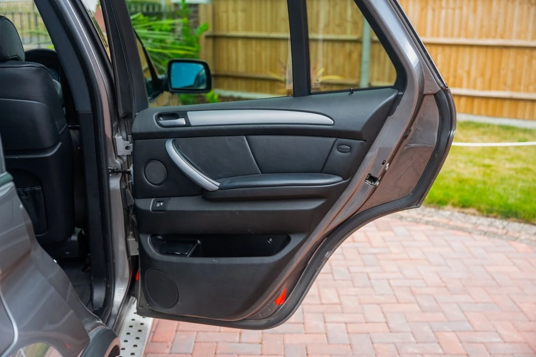 2004 BMW E53 X5 4.6is & 4.8is - Image 30 of 30