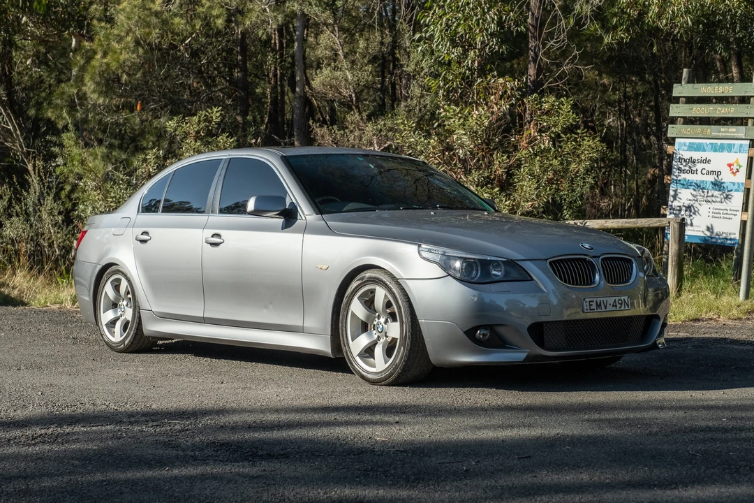 2004 BMW E60 545i & 550i Sedan - Image 14 of 31