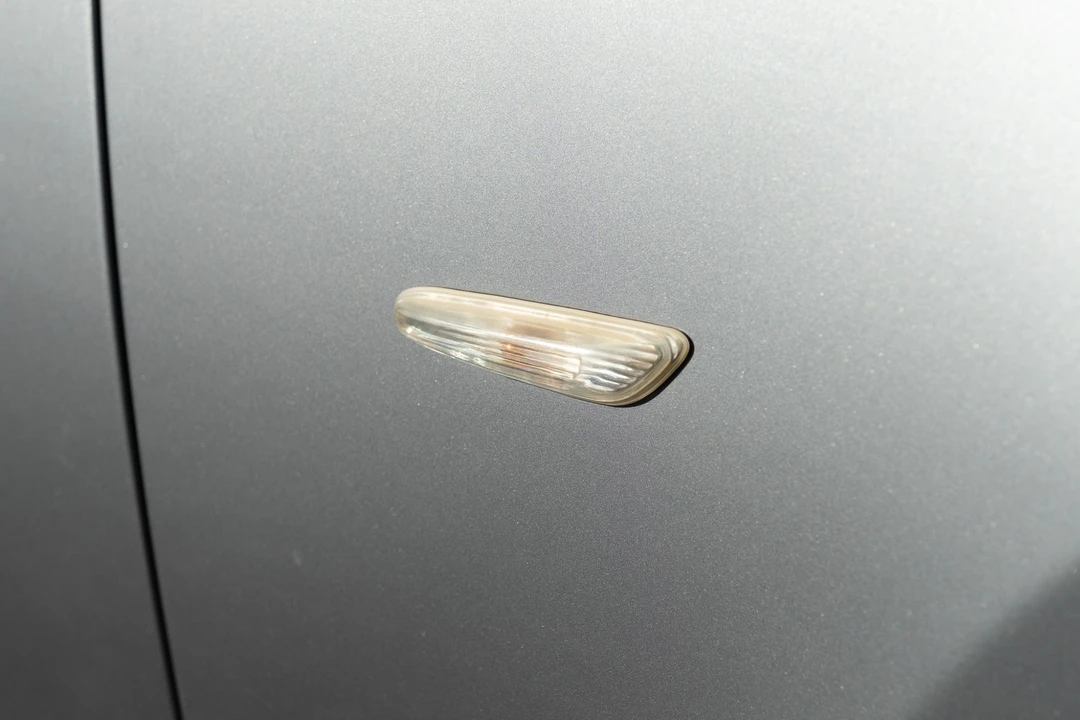 2004 BMW E60 545i & 550i Sedan - Image 26 of 31