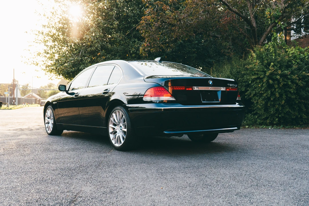 2004 BMW E65/E66 750i & 760i Sedan - Image 6 of 31