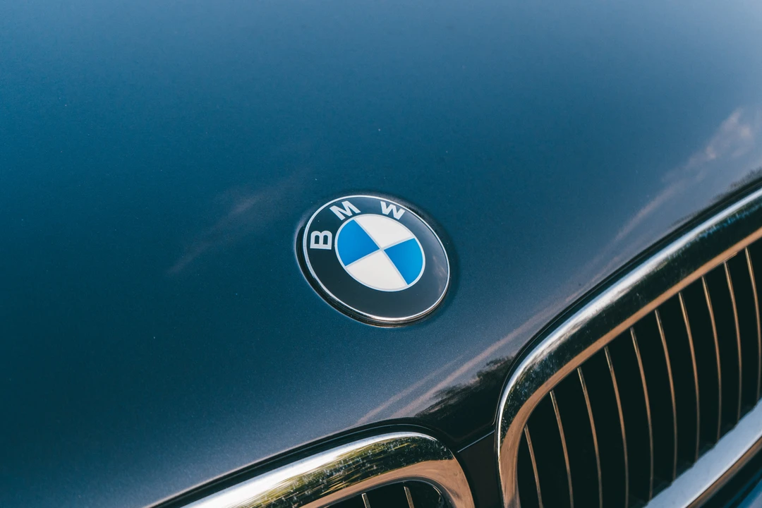 2004 BMW E65/E66 750i & 760i Sedan - Image 18 of 31