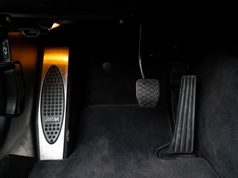 2004 BMW E46 M3 CSL - Image 13 of 31