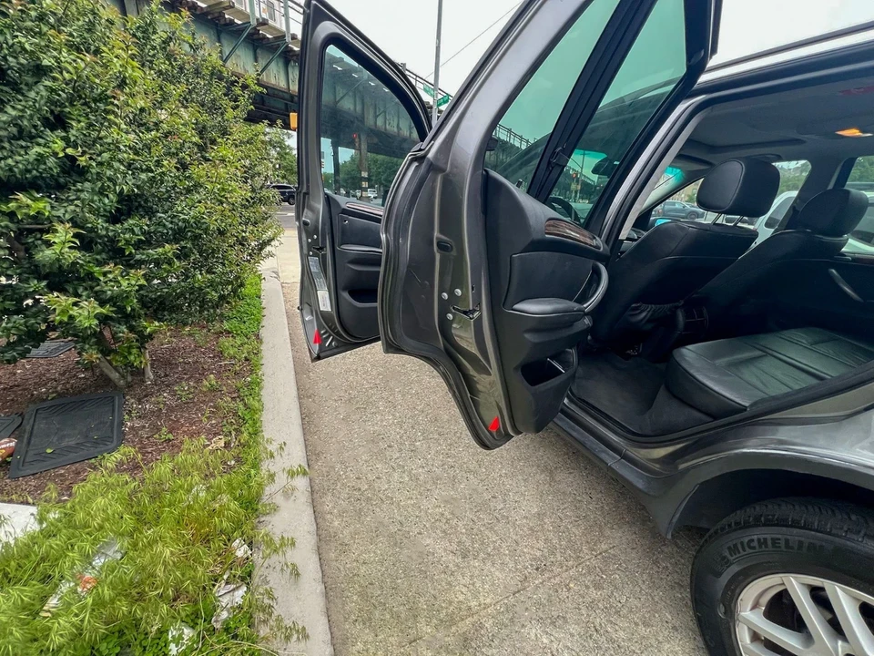 2004 BMW E53 X5 - Image 9 of 15