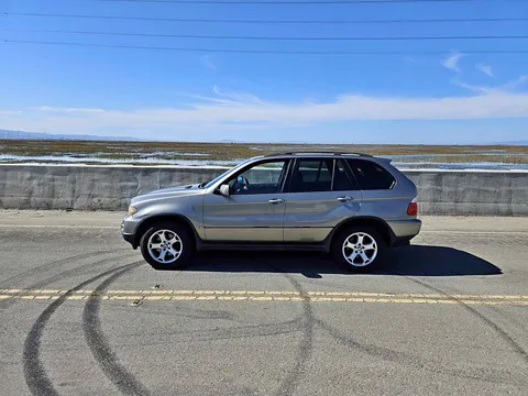 2004 BMW X5 3.0i Sport Utility 4D
