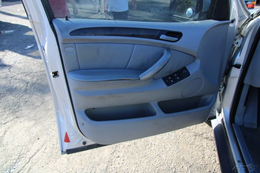 2004 BMW E53 X5 - Image 11 of 21