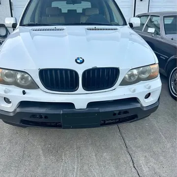 2004 BMW X5 4.4i