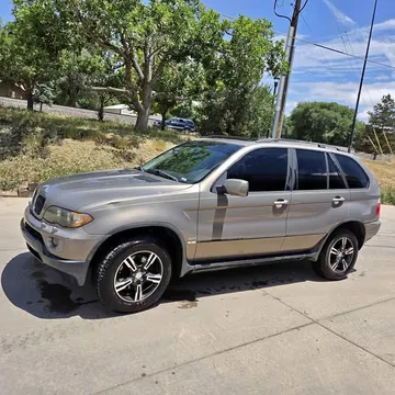 2004 BMW X5 4.4i