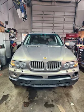2004 BMW X5 4.4i Sport Utility 4D