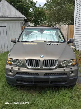 2004 BMW X5 4.4i Sport Utility 4D