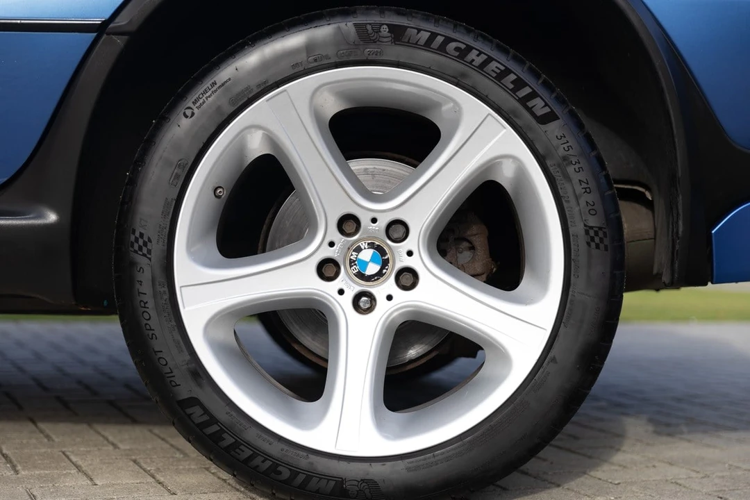 2005 BMW E53 X5 4.6is & 4.8is - Image 18 of 30