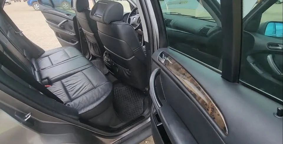 2004 BMW E53 X5 - Image 8 of 12