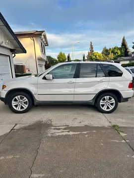 2004 BMW X5 4.4i SUV