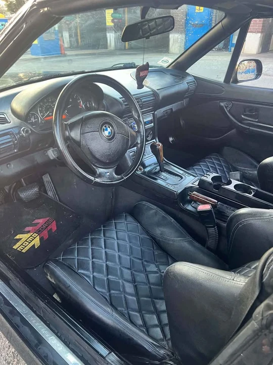 2004 BMW Z3 - Image 2 of 10