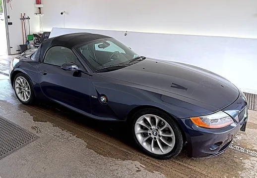 2004 BMW Z4 2.5