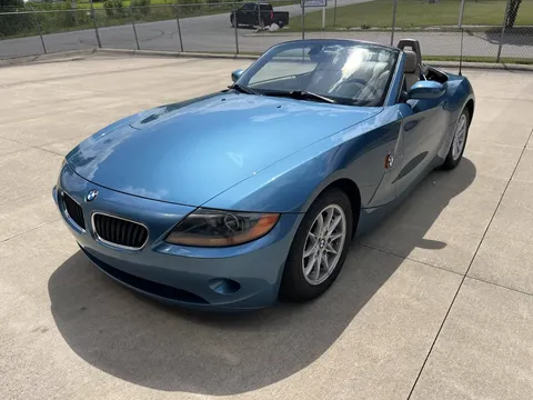 2004 BMW Z4 2.5i Convertible