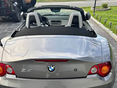 2004 BMW Z4 2.5i Roadster