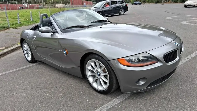 2004 BMW Z4 2.5i Roadster